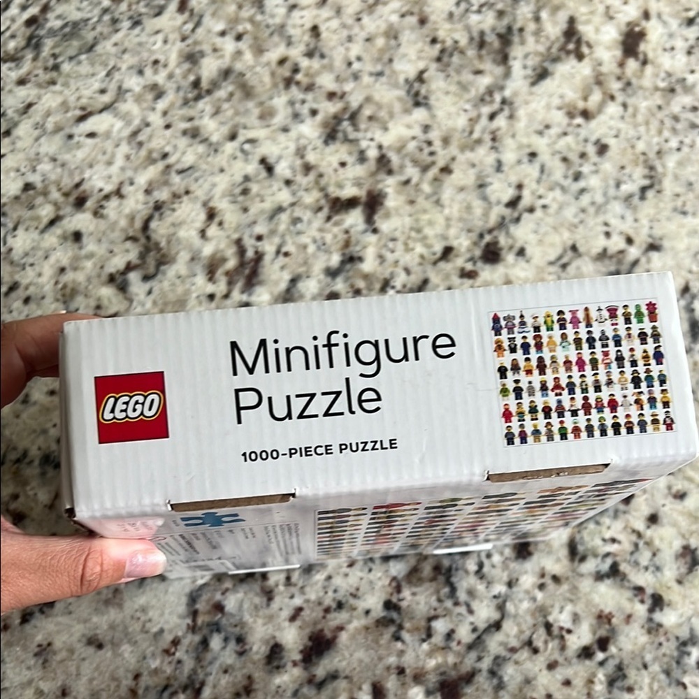 LEGO Minifigure Puzzle - 1000 Pieces - Colorful Characters - Picture 4 of 4
